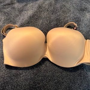 NWT Body by Victoria 38D bra